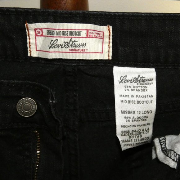 Levi's Signature Stretch Mid Rise Bootcut denim jeans - Picture 3 of 5